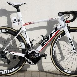 Vélo BH G7 PRO Shimano Ultégra 8000 11V Noir/jaune Flash Vernis -Vélos de Route Soldes BH G7 arkea 1