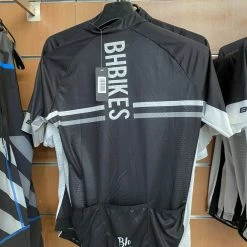 Maillot Manches Courtes BH BIKE Gris 5 Maillot Manches Courtes BH BIKE Gris -Vélos de Route Soldes IMG 1035