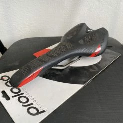 Selle PROLOGO NAGO EVO CPC Tirox Noire/rouge