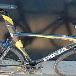 Vélo PINARELLO FT3 Carbone Shimano Ultégra 8000 11V Noir/gold/silver 7 Vélo PINARELLO FT3 Carbone Shimano Ultégra 8000 11V Noir/gold/silver -Vélos de Route Soldes Pinarello FT3 gold 2