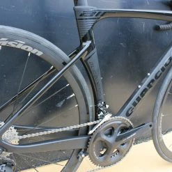 Vélo GUERCIOTTI EUREKA AIR Carbone Shimano Ultégra 8000 11V Noir -Vélos de Route Soldes guerciotti noir 4 scaled 1