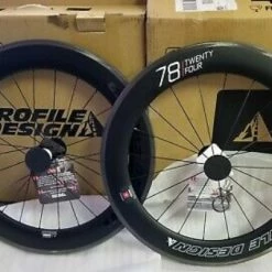 PROFILE DESIGN Roues PROFIL DESIGN 78 Twenty Four Full Carbone Boyaux 1520 Gr -Vélos de Route Soldes roues profil design 78 boyau noire et blanche