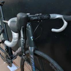 Vélo TIME SCYLON Disc AKTIV SRAM Rival AXS 12V Noir Mat -Vélos de Route Soldes time scylon disc force 3 scaled 1