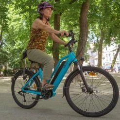 25 Kg Vélo électrique VIRAGE FLEURON 624Wh 150 Kms 2022 Caraïbes (Made In France) -Vélos de Route Soldes virage fleuron bleu ciel 3